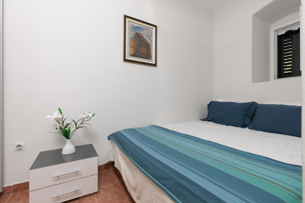 Tanja'S Seafront Orahovac Apartment Kotor Ngoại thất bức ảnh