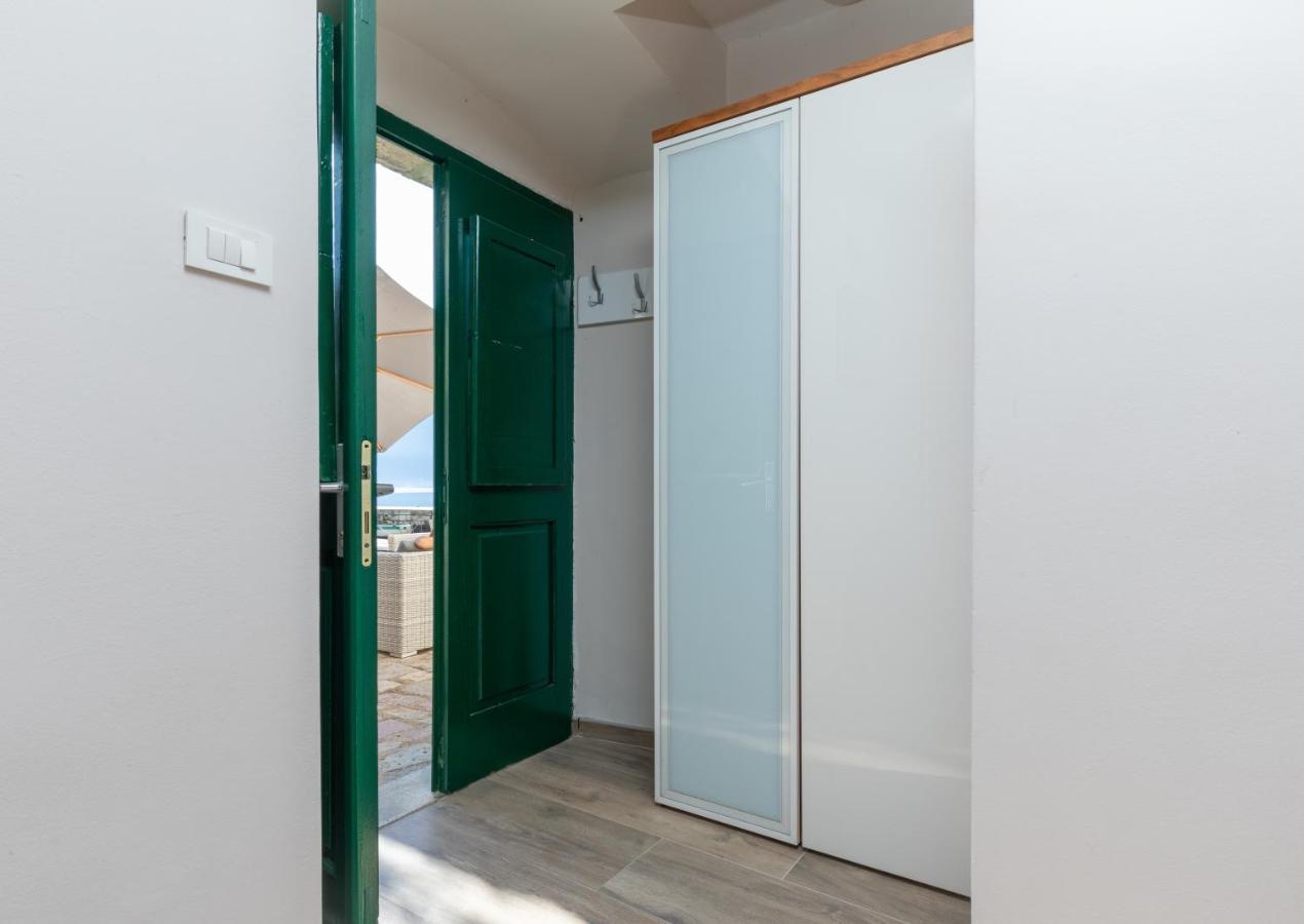 Tanja'S Seafront Orahovac Apartment Kotor Ngoại thất bức ảnh